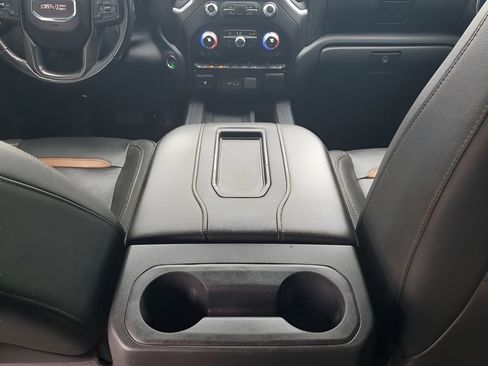 Used 2020 GMC Sierra 1500 AT4 w/ AT4 Premium Package image 22