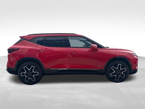 Used 2023 Chevrolet Blazer RS w/ Enhanced Convenience Package AWD/4WD image 14
