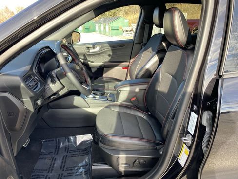 Certified 2023 Ford Escape ST-Line w/ Tech Pack #1 image 5