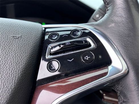 Used 2020 Cadillac Escalade Luxury image 19