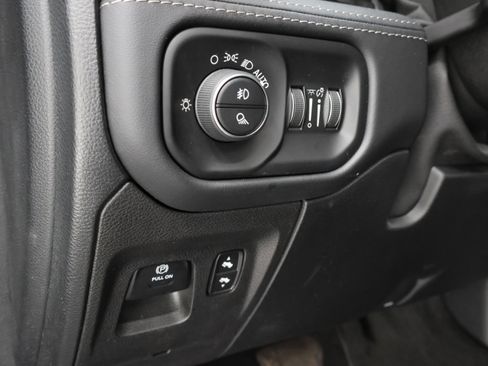 Used 2022 RAM 1500 Limited AWD/4WD image 48