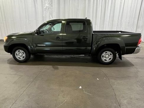 Used 2014 Toyota Tacoma 2WD Double Cab w/ SR5 Package image 7