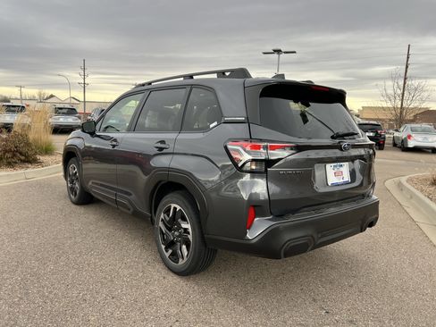 Used 2025 Subaru Forester Limited w/ Popular Package #2 image 11