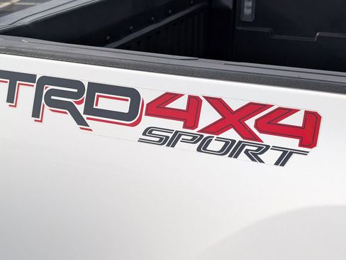 Used 2021 Toyota Tacoma TRD Off-Road image 24