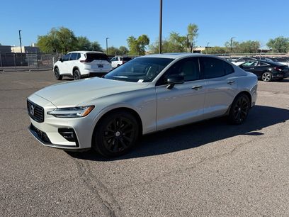 Used 2022 Volvo S60 B5 Momentum w/ Premium Package