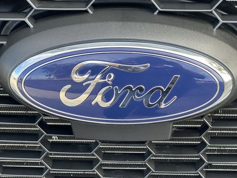 Used 2024 Ford Transit 250 Low Roof w/ Exterior Upgrade Package image 27