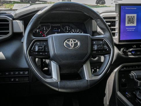 Used 2023 Toyota Tundra Limited AWD/4WD image 6