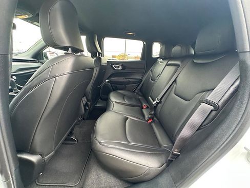 Used 2026 Jeep Compass Limited image 16