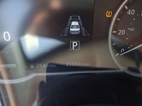 Certified 2023 Nissan Versa SV FWD image 27