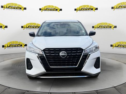 Used 2023 Nissan Kicks S image 8