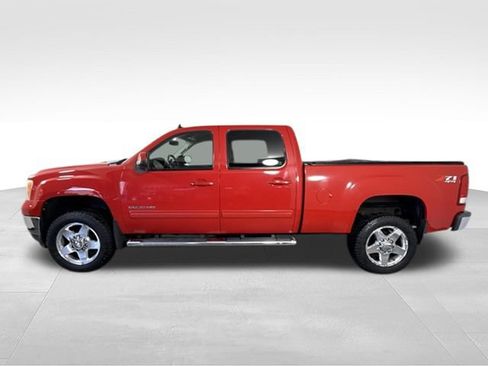 Used 2011 GMC Sierra 2500 SLT w/ SLT Convenience Package AWD/4WD image 6