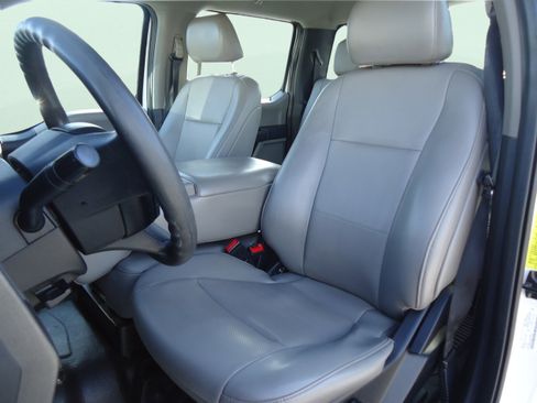 Used 2021 Ford F250 XL w/ Power Equipment Group AWD/4WD image 24