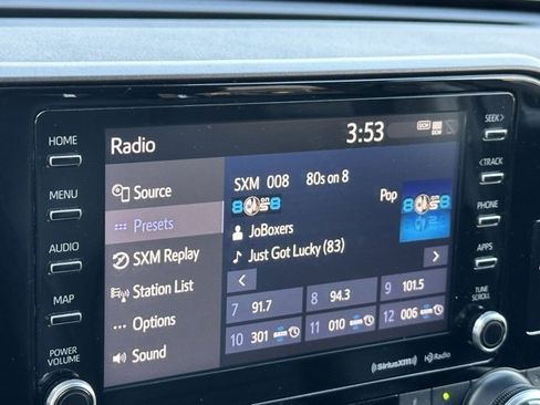 Used 2020 Toyota Highlander XLE image 15