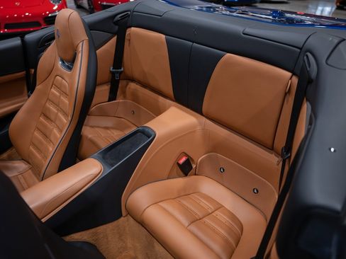 Used 2020 Ferrari Portofino image 24
