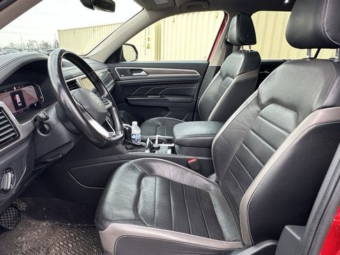 Used 2021 Volkswagen Atlas SEL Premium image 5