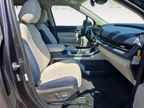 New 2026 Kia Carnival EX FWD image 15