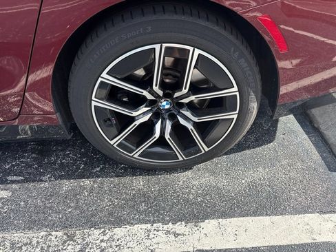 Used 2024 BMW 740i w/ Executive Package RWD image 7