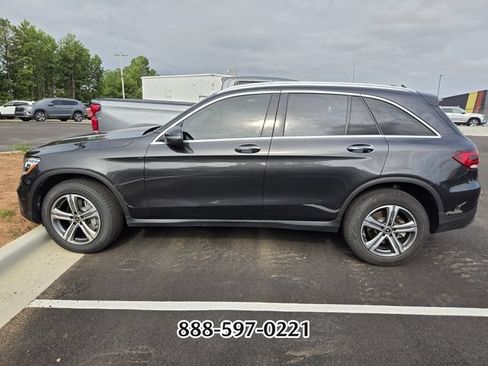 Used 2022 Mercedes-Benz GLC 300 4MATIC image 2