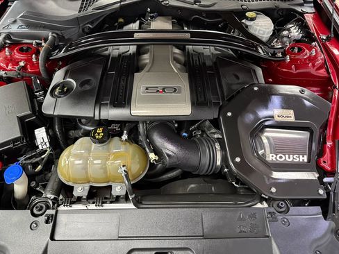 Used 2020 Ford Mustang GT RWD image 30