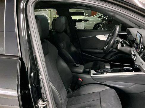 Used 2023 Audi A4 2.0T Premium Plus w/ Premium Plus Package image 10