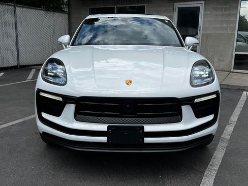 Used 2025 Porsche Macan w/ Premium Package Plus AWD/4WD image 2