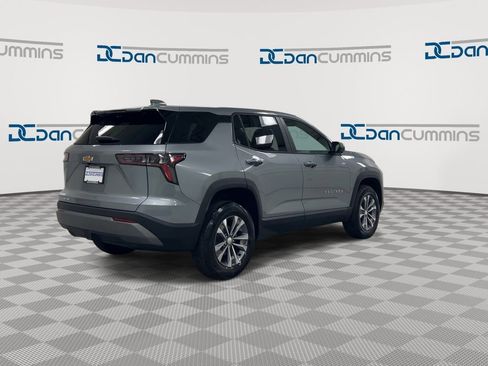 New 2026 Chevrolet Equinox LT image 8