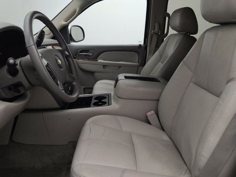 Used 2014 Chevrolet Tahoe LT RWD image 17