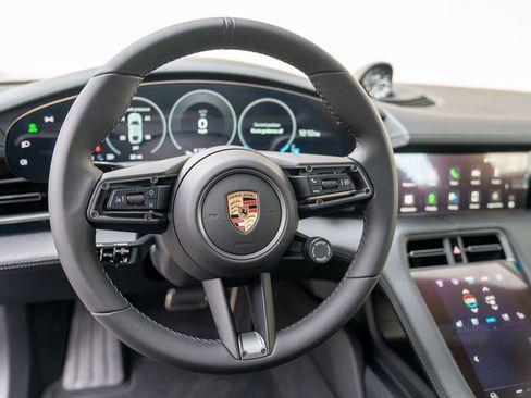 Certified 2025 Porsche Taycan AWD/4WD image 12