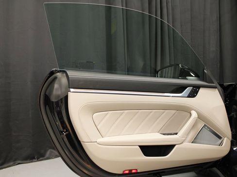 New 2026 Porsche 911 Carrera 4S image 23