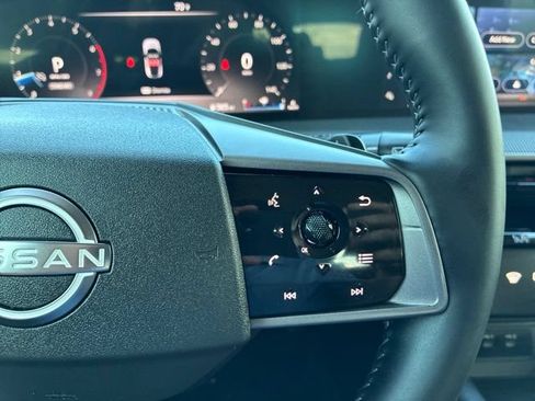 Used 2025 Nissan Murano SV AWD/4WD image 38