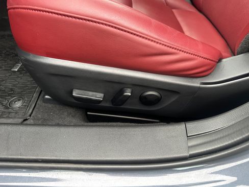 Certified 2025 MAZDA MAZDA3 Hatchback w/Premium Plus Pkg image 20