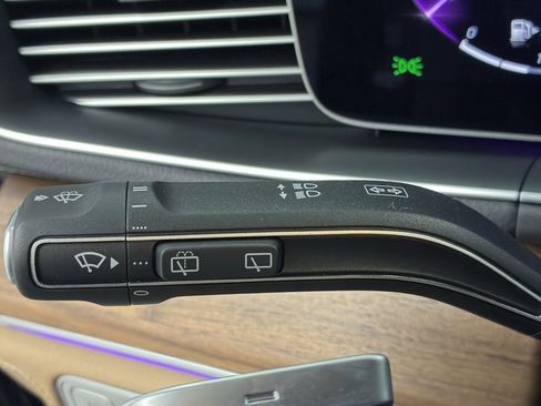 Used 2024 Mercedes-Benz GLE 450 4MATIC image 27