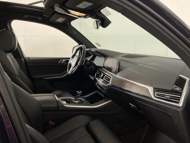 Used 2022 BMW X5 xDrive40i w/ Premium Package AWD/4WD image 30