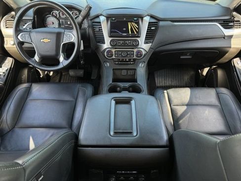 Used 2019 Chevrolet Tahoe LT w/ Off-Road Package AWD/4WD image 11