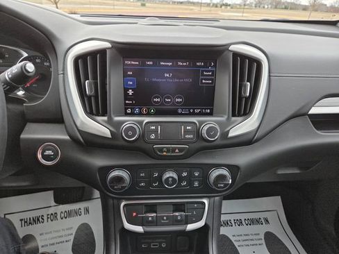 Used 2024 GMC Terrain SLT w/ Infotainment Package II image 24
