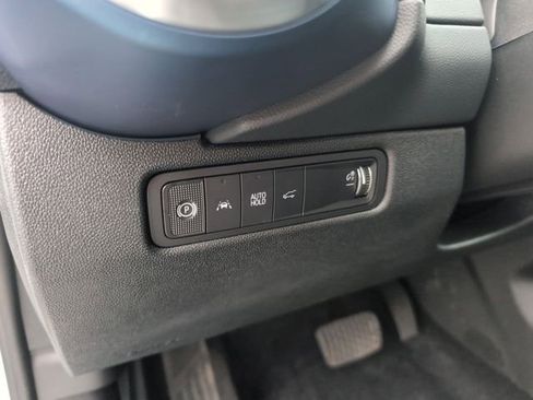 New 2025 Chevrolet Equinox EV LT w/ Convenience Package II image 16