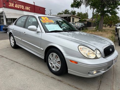 Used 2005 Hyundai Sonata GL FWD image 2