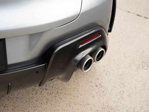 Used 2024 Ferrari Purosangue image 30