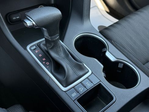 Used 2022 Kia Sportage LX image 29