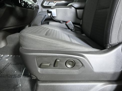 Used 2023 Chevrolet Silverado 1500 LT AWD/4WD image 21