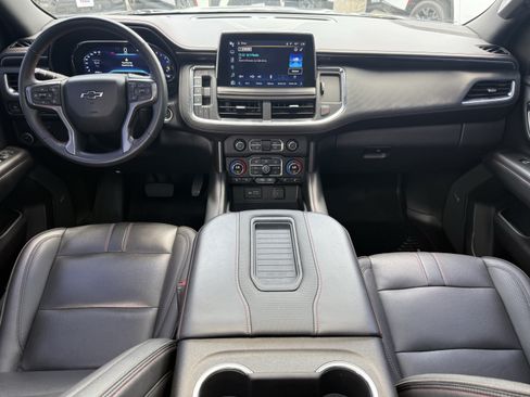 Used 2022 Chevrolet Tahoe RST w/ Luxury Package RWD image 13