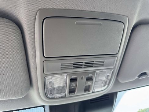 Certified 2022 Honda CR-V EX image 32