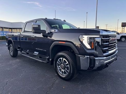 New 2026 GMC Sierra 2500 SLT w/ SLT Convenience Package image 2