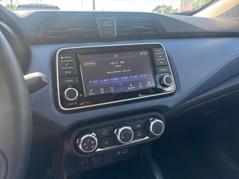 Used 2025 Nissan Versa SV FWD image 26