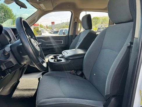 Used 2019 RAM 2500 Big Horn AWD/4WD image 10