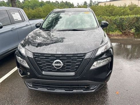 Used 2023 Nissan Rogue SV w/ SV Premium B Package FWD image 7