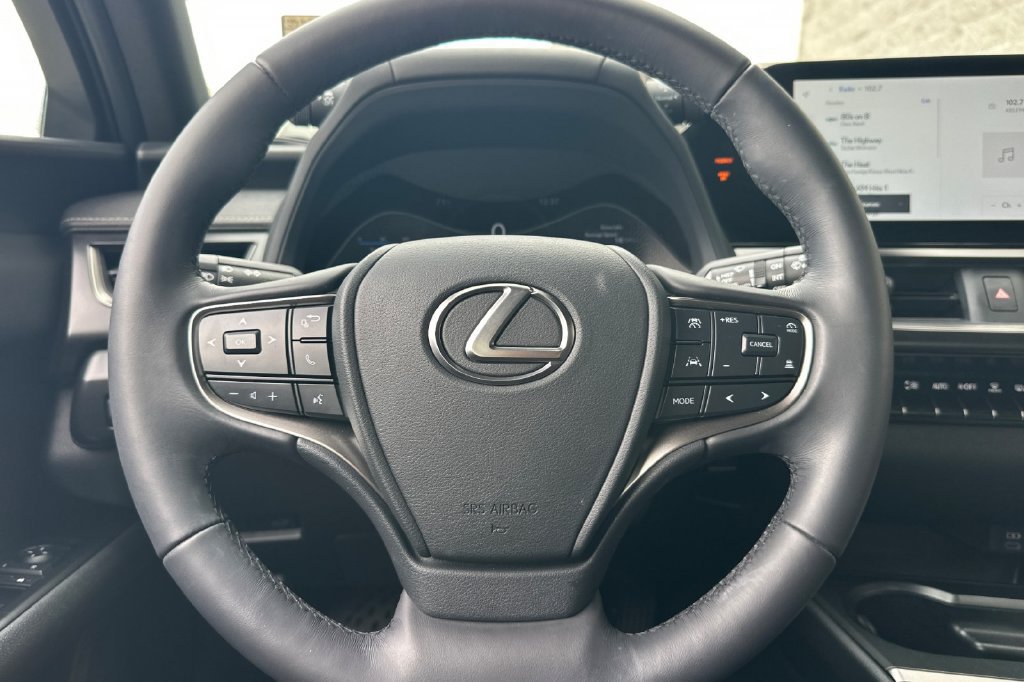 Used 2026 Lexus UX 300h FWD w/ Accessory Package (Z1) image 26