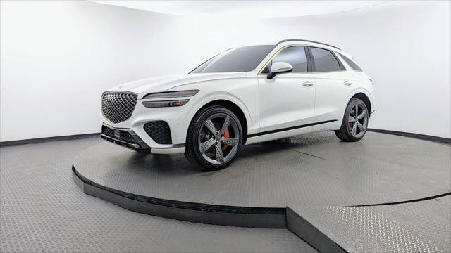 Used 2022 Genesis GV70 3.5T Sport w/ Sport Prestige Package AWD/4WD image 2
