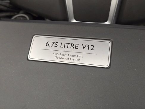 New 2027 Rolls-Royce Cullinan Black Badge AWD/4WD image 29