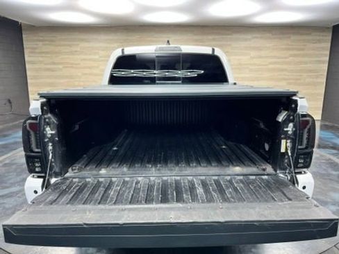 Used 2021 Toyota Tacoma TRD Sport w/ TRD Premium Sport Package AWD/4WD image 23